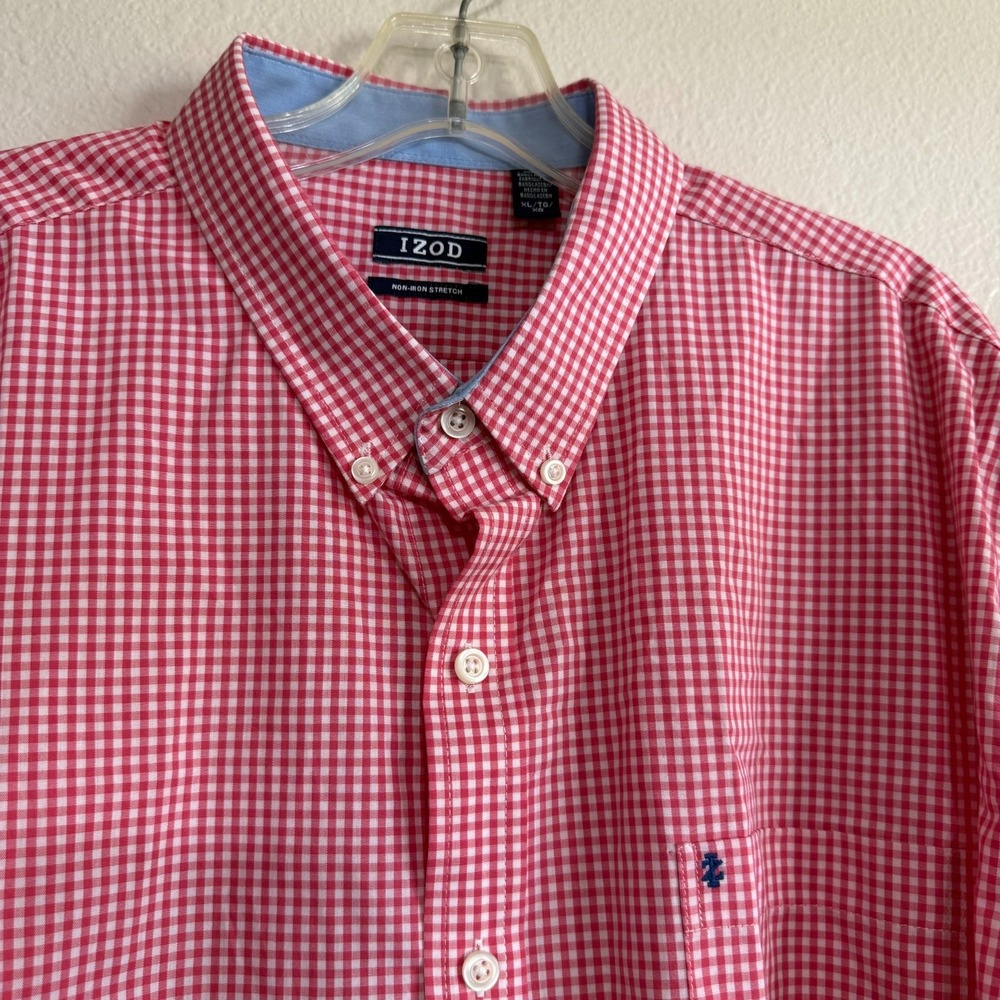 Izod Button-Down Long Sleeve Shirt Mens XL Red Checkered Stretch Non Iron Classi
